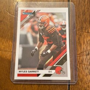 Myles Garrett 2019 panini football card
